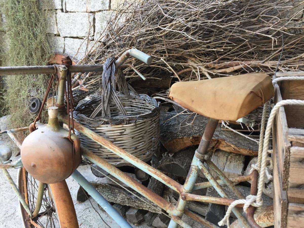 לינה וארוחת בוקר Tortolì Lughia מראה חיצוני תמונה